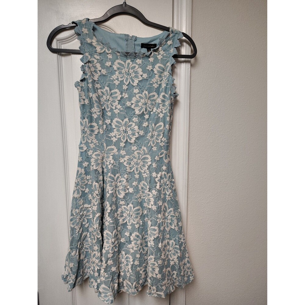 Jade Kristopher Blue White Floral Lace Sleeveless Fit Flare Mini‎ Dress Size 1